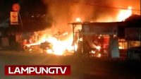 Kebakaran di Pasir Putih Lampung Selatan: 2 Orang Luka