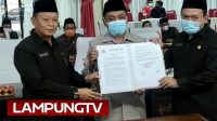 Waris Basuki Dilantik jadi Wakil Ketua DPRD Lampung Selatan