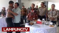 Tangis M. Syarhan di Temu Pamit Kapolres Lampung Selatan