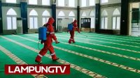 Masjid Kubah Intan Kalianda Disemprot Jelang Jumatan