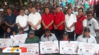 Sudin Serahkan Bantuan Puluhan Alat Mesin Pertanian di Lampung Selatan